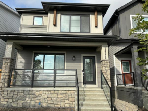 Beautiful New House in Alpine Park, Calgary